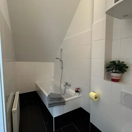 Paky 00323 * Bruck an der Leitha