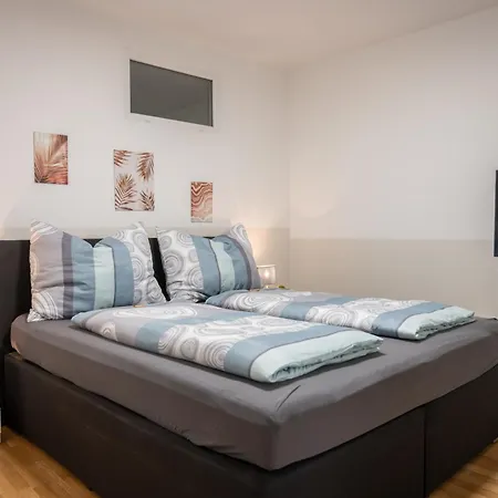 Apartment Paky 00323 *