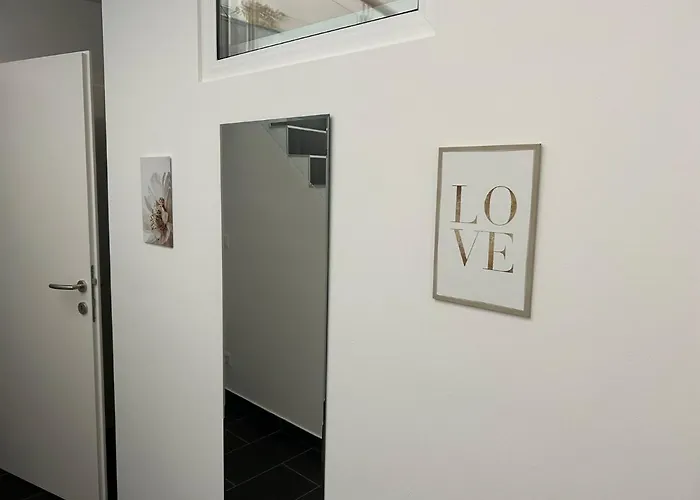 Paky 00323 Bruck an der Leitha