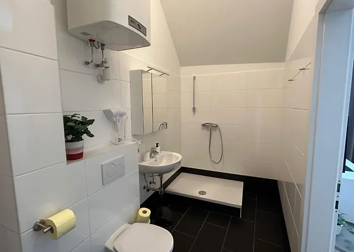 Paky 00323 * Bruck an der Leitha