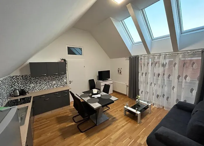 Apartament Paky 00323 *